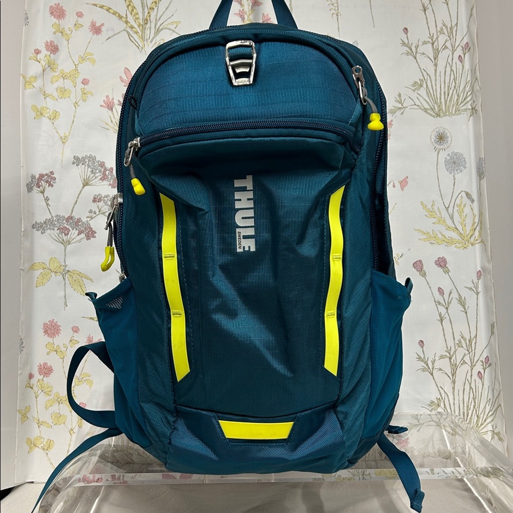 Thule TESD-115 EnRoute Strut backpack cobalt 19-liter, teal Blue back pack